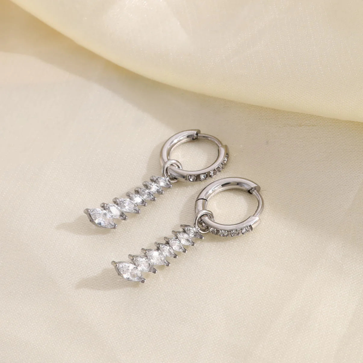 Boucle d'oreille Elie